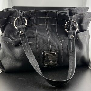 TIGNANELLO SHOULDER HAND-CARRY PURSE BAG BLACK LEATHER MULTI-POCKET